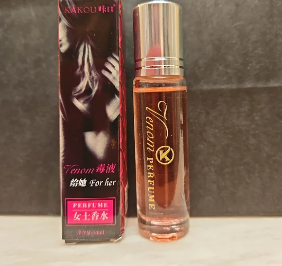 Venom Perfume for Her - 2 Bottles @ 10ml Each - Picture 1 of 1